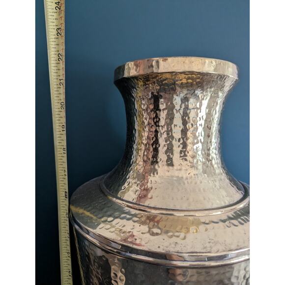 Vintage Extra Large Hammered Solid Brass Floor Vase 22” Tall Rare - Picture 9 of 12
